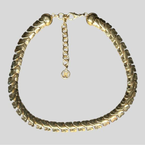 Vintage GIVENCHY Gold Plated Flattened Link Necklace 16"-20" Adjustable - Picture 1 of 7